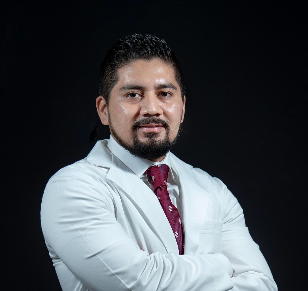 Dr. Leoncio Alberto Tovar Romero